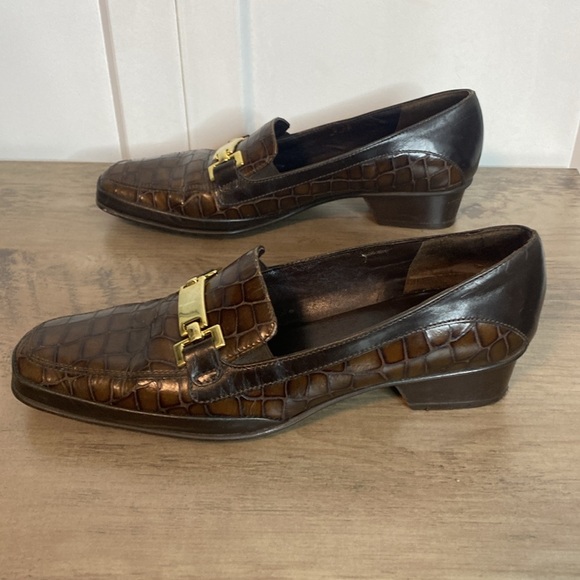 Amalfi by Rangoni Brown Faux Crocodile Loafers with Gold Accent buckle - 9 - Picture 4 of 7